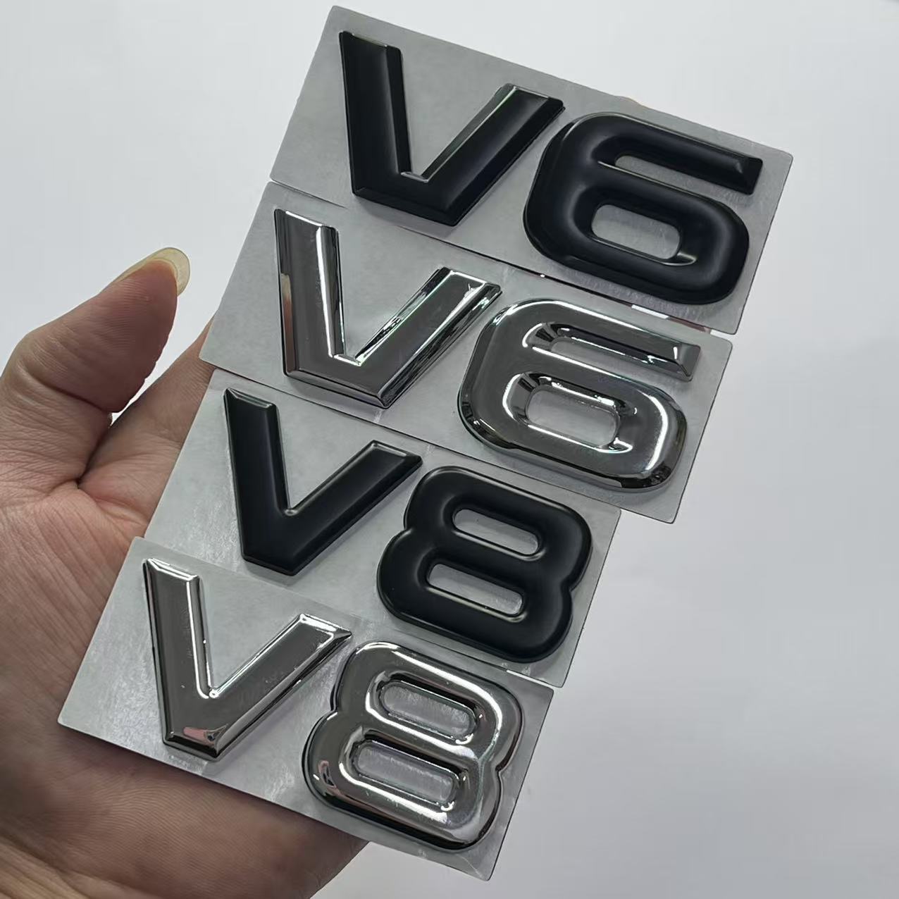 Car modification metal label, split V6 V8 large displacement label 3D three-dimensional rear decoration car sticker, side label