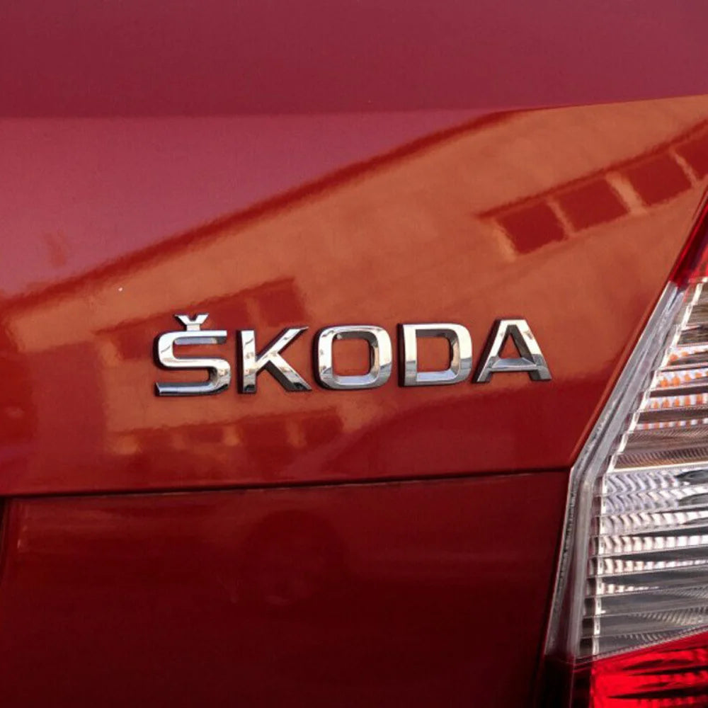 Car Rear Trunk Emblem Stickers Side Badge for Skoda 4x4 Logo Octavia A7 Tour RS Rapid Kodiaq Superb Kamiq Yeti Karoq Accessories